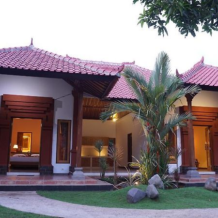 Biorock Homestay & Dive Center Pemuteran Extérieur photo